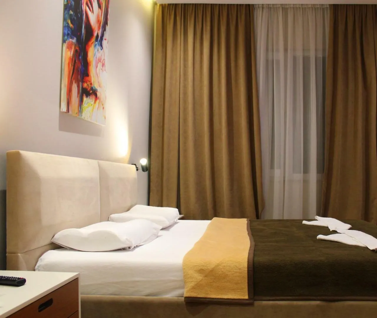 Star Hotel Astir Yzberishti